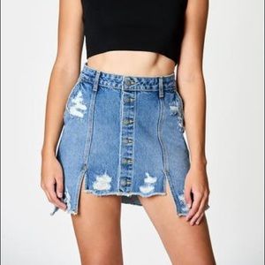 NWT LF tybalt distressed denim button front skirt
